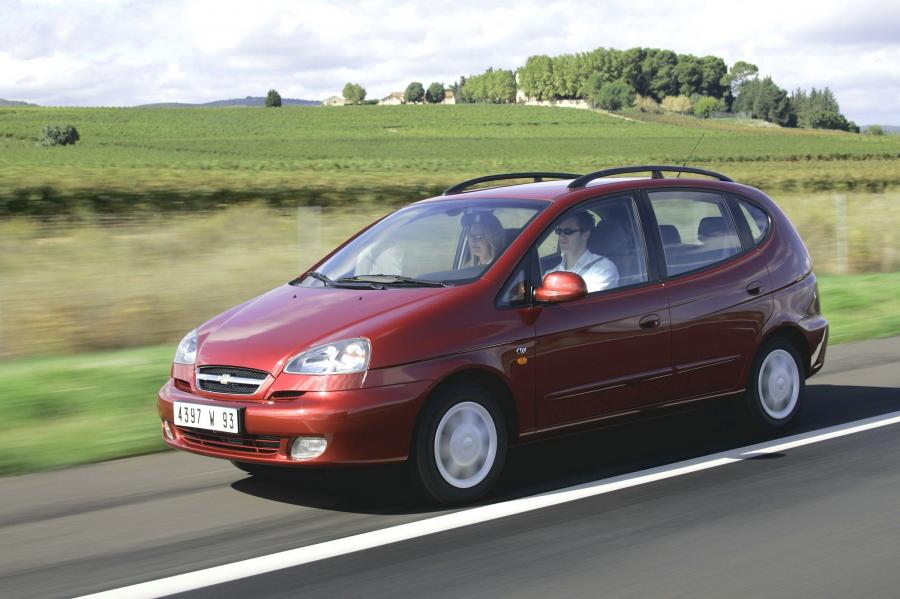  Chevrolet Rezzo 2000 года  (фото 15 из 28)